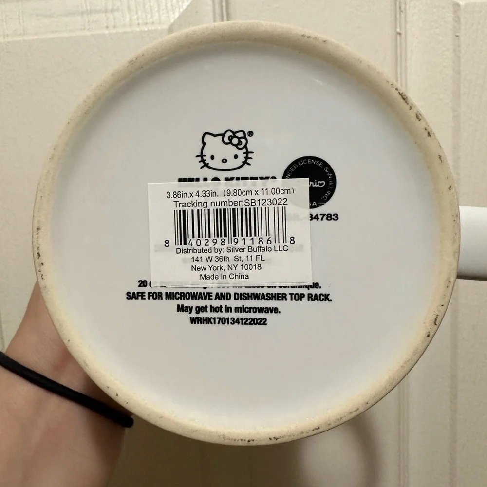 Hello Kitty - Picture 4 of 4